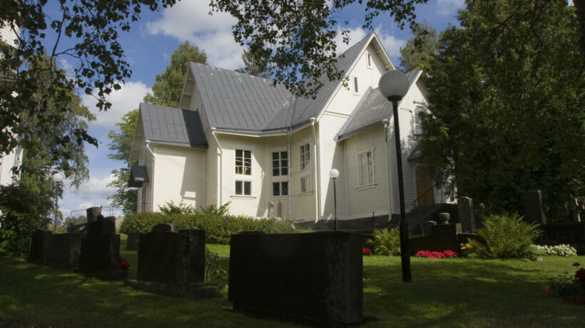 Arkkipiispa tekee piispantarkastuksen Paattisten seurakunnassa